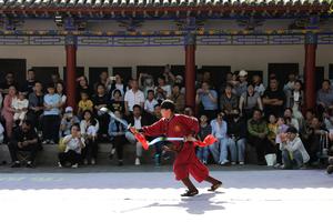 CHINA-VACACIONES DEL PRIMERO DE MAYO-VIAJES-AUMENTO