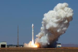 CHINA-SATELITES-LANZAMIENTO