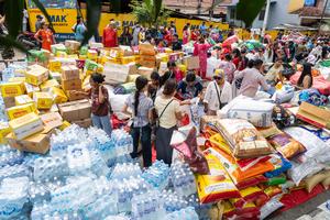 NEPAL-KATMANDU-DONACION