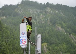 CHINA-XIZANG-GYIRONG-AVALANCHA DE LODO-RESTABLECIMIENTO DE LAS COMUNICACIONES