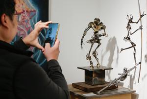 CANADA-BURNABY-ARTE DEL RECICLAJE-EXPOSICION