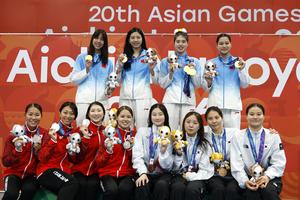 JAPON-TOKIO-JUEGOS ASIATICOS-NATACION-RELEVOS COMBINADOS 4X100M FEMENINOS