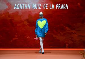 ESPAÑA-MADRID-SEMANA DE LA MODA MERCEDES-BENZ