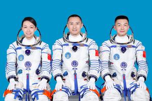 CHINA-JIUQUAN-SHENZHOU-23-TRIPULACION PRESENTACION