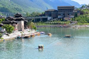 CHINA-VACACIONES DEL PRIMERO DE MAYO-TURISMO