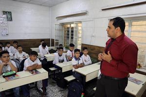 IRAK-BAGDAD-CLASE-DIA MUNDIAL DE LAS Y LOS DOCENTES