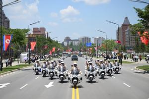 RPDC-PYONGYANG-CHINA-XI JINPING-VISITA DE ESTADO-LLEGADA-BIENVENIDA