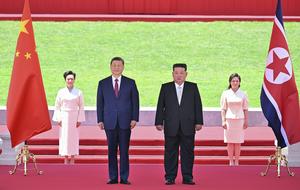 RPDC-PYONGYANG-CHINA-XI JINPING-KIM JONG UN-CEREMONIA DE BIENVENIDA
