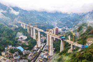 CHINA-CHONGQING-GRAN PUENTE DE MIAOJIALIANG-CIERRE