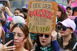 EL SALVADOR-SAN SALVADOR-DIA INTERNACIONAL DE LA MUJER