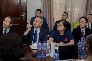 REPUBLICA DEMOCRATICA DEL CONGO-KINSHASA-CHINA-EXPERTOS MEDICOS-IFRC-EBOLA-DEBATE