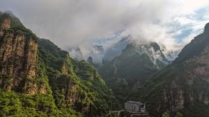 CHINA-HEBEI-CHENGDE-MAR DE NUBES
