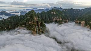 CHINA-HEBEI-CHENGDE-MAR DE NUBES