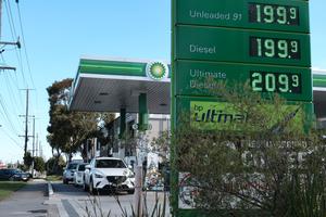AUSTRALIA-MELBOURNE-PRECIO DEL PETROLEO-INCREMENTO