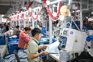 CHINA-ZHEJIANG-TAIZHOU-ARTICULOS DEPORTIVOS-INDUSTRIA MANUFACTURERA