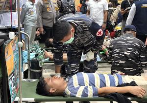 INDONESIA-MAR DE JAVA-ACCIDENTE DE BARCO-SECUELAS