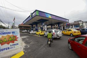 ECUADOR-QUITO-ESCASEZ DE GASOLINA