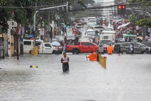 FILIPINAS-CIUDAD QUEZON-MONZON DEL SUROESTE-INUNDACION