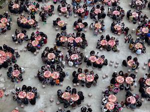 CHINA-GUANGXI-LIUZHOU-GRUPO ETNICO MIAO-TRADICION-REVITALIZACION RURAL