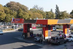 SUDAFRICA-JOHANNESBURGO-COSTO DEL COMBUSTIBLE-CAIDA