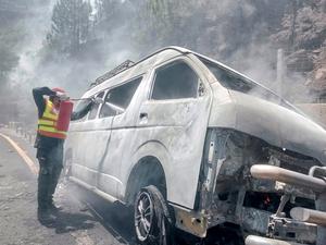 PAKISTAN-MURREE-FURGONETA-ACCIDENTE