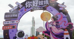 CHINA-HAINAN-WENCHANG-SONDA LUNAR CHANG'E 7-TRASLADO-SITIO DE LANZAMIENTO