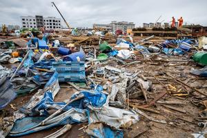 CHINA-HUBEI-HUANGGANG-TORNADO-RESCATE