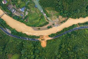 CHINA-GUANGXI-LAIBIN-TIFON-CARRETERAS DAÑADAS