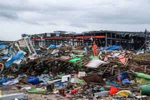 CHINA-HUBEI-HUANGGANG-TORNADO-RESCATE