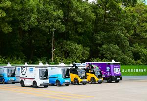 CHINA-GUANGDONG-SHENZHEN-LOGISTICA-VEHICULOS AUTONOMOS