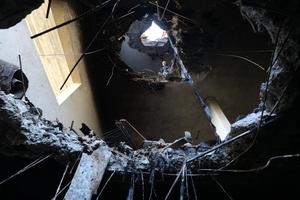 MEDIO ORIENTE-CISJORDANIA-SALFIT-RESTOS DE COHETE-DAÑOS