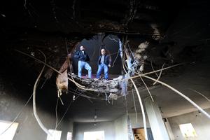 MEDIO ORIENTE-CISJORDANIA-SALFIT-RESTOS DE COHETE-DAÑOS