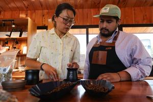 EL SALVADOR-SONSONATE-CHINA-CAFE