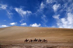 CHINA-GANSU-DUNHUANG-PAISAJE-TURISMO
