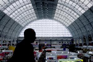 REINO UNIDO-LONDRES-FERIA DEL LIBRO-INAUGURACION