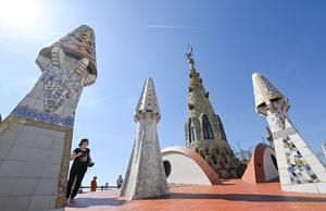 ESPAÑA-BARCELONA-ANTONI GAUDI-ARQUITECTURA
