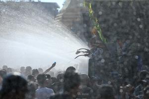 MYANMAR-YANGON-FESTIVAL DEL AGUA DE THINGYAN-CELEBRACION