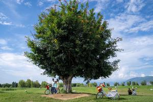 CHINA-YUNNAN-DALI-LAGO ERHAI-CORREDOR-CICLISMO-TURISMO