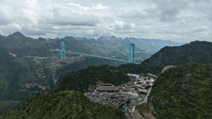 CHINA-GUIZHOU-PUENTE DEL GRAN CAÑON DE HUAJIANG