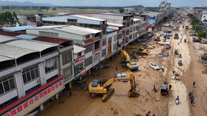 CHINA-GUANGXI-TIFON MAYSAK-BUSQUEDA Y RESCATE