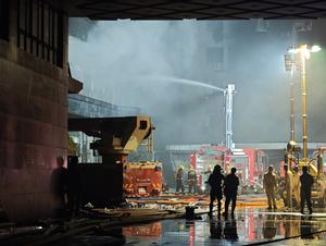 CHINA-FUJIAN-JINJIANG-FABRICA DE CALZADO-INCENDIO