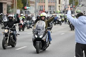 RUSIA-MOSCU-MOTOCICLETAS-DESFILE