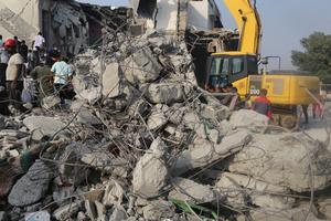 IRAN-HORMOZGAN-MINAB-ESCUELA PRIMARIA-MUERTES-AUMENTO