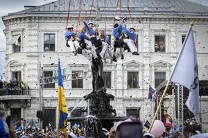 FINLANDIA-HELSINKI-VAPPU-CELEBRACION