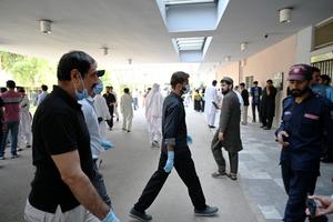 PAKISTAN-ISLAMABAD-INCENDIO EN HOSPITAL