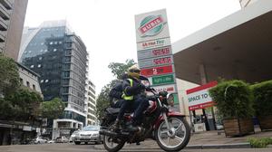 KENIA-PRECIO DEL COMBUSTIBLE-AUMENTO