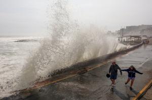 PERU-LIMA-OLEAJE ANOMALO