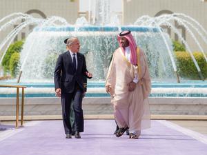 ARABIA SAUDITA-YEDA-PRINCIPE HEREDERO-PRIMER MINISTRO DE CANADA-REUNION
