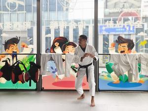 CHINA-SHANGHAI-ENTRENADOR DE JIU-JITSU BRASILEÑO