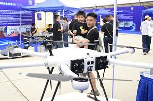 CHINA-ANHUI-HEFEI-CONVENCION MUNDIAL DE MANUFACTURA-TECNOLOGIAS NO TRIPULADAS